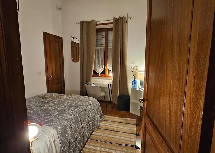 Obelisco Rhome לינה וארוחת בוקר 4*